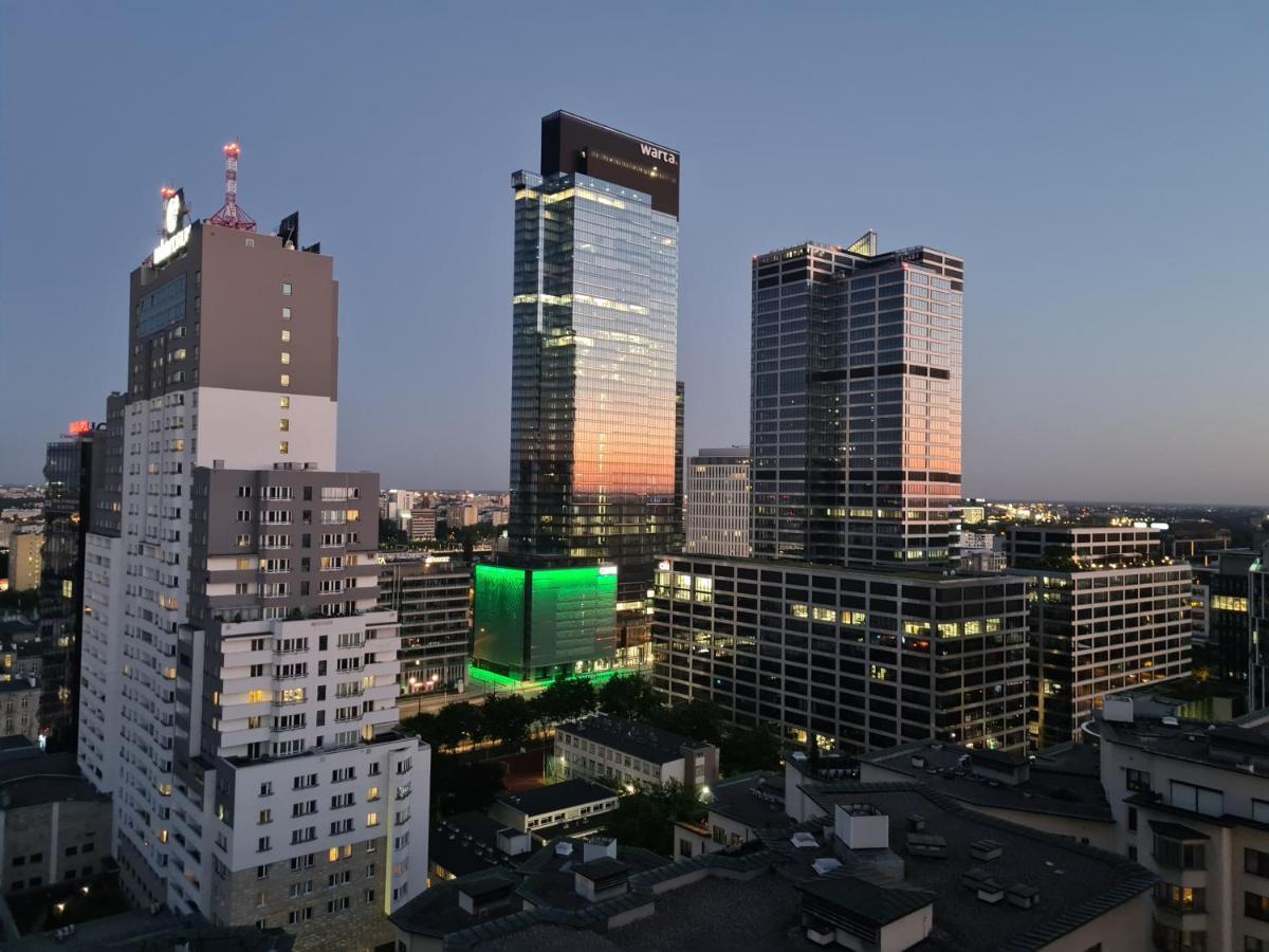 Platinum Towers Apartment With Parking By Renters Prestige Varsóvia Exterior foto